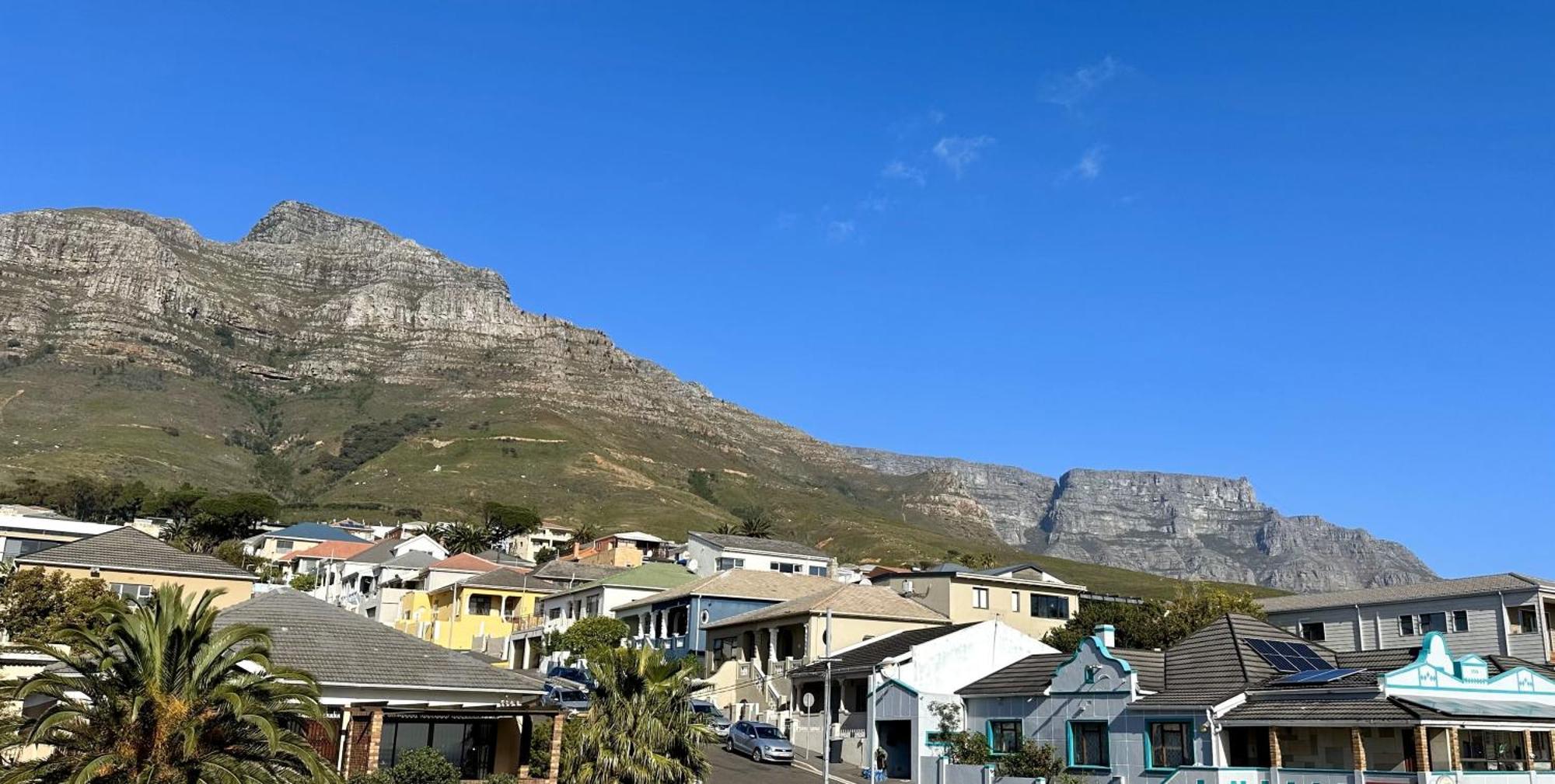 Garden Court Nelson Mandela Boulevard Kapstaden Eksteriør billede